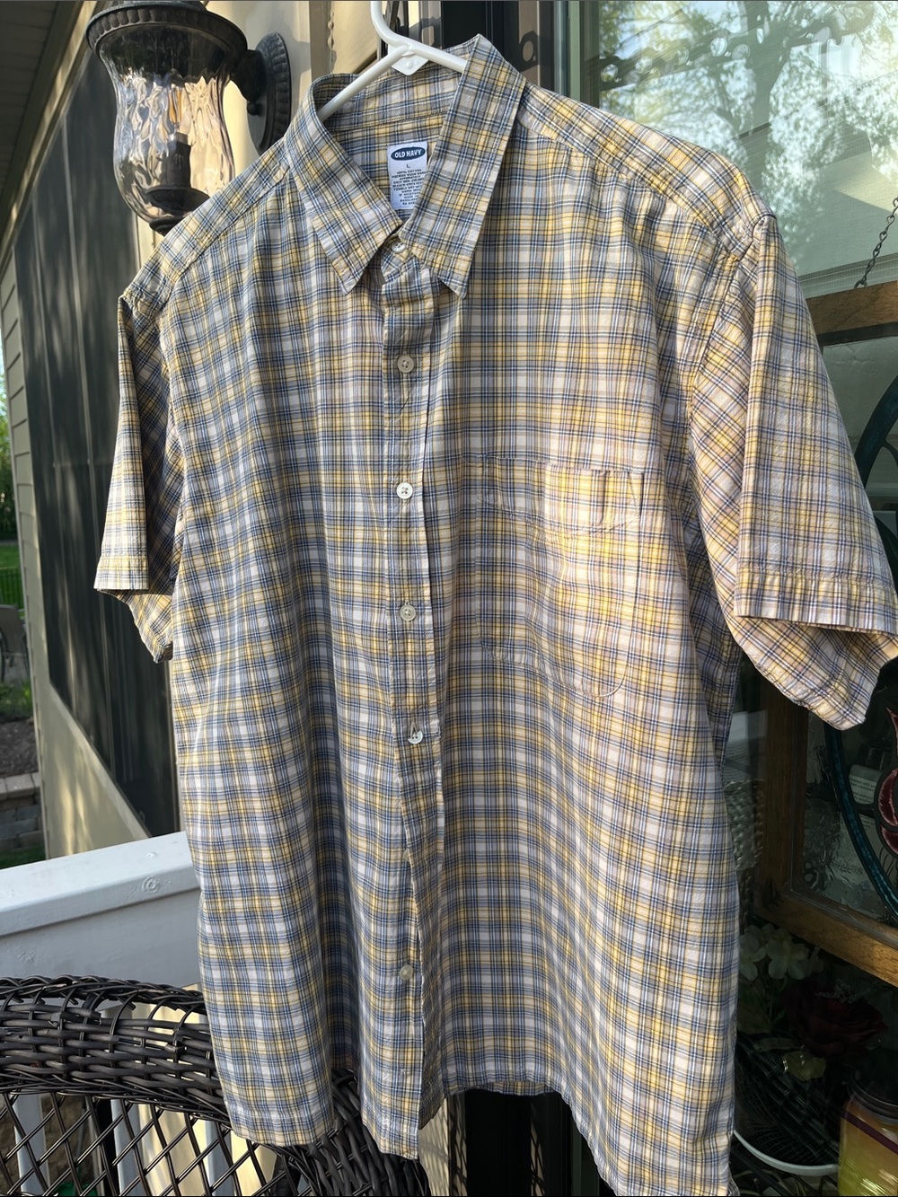 Old Navy Yellow & Gray Plaid Short-Sleeve Button-Down Shirt
